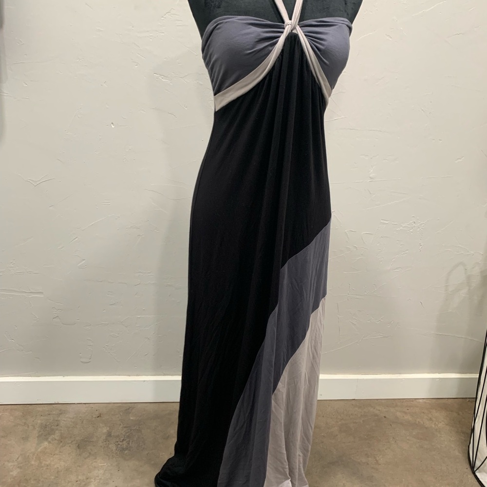 Twist-Front Black & Gray Colorblock Maxi Dress